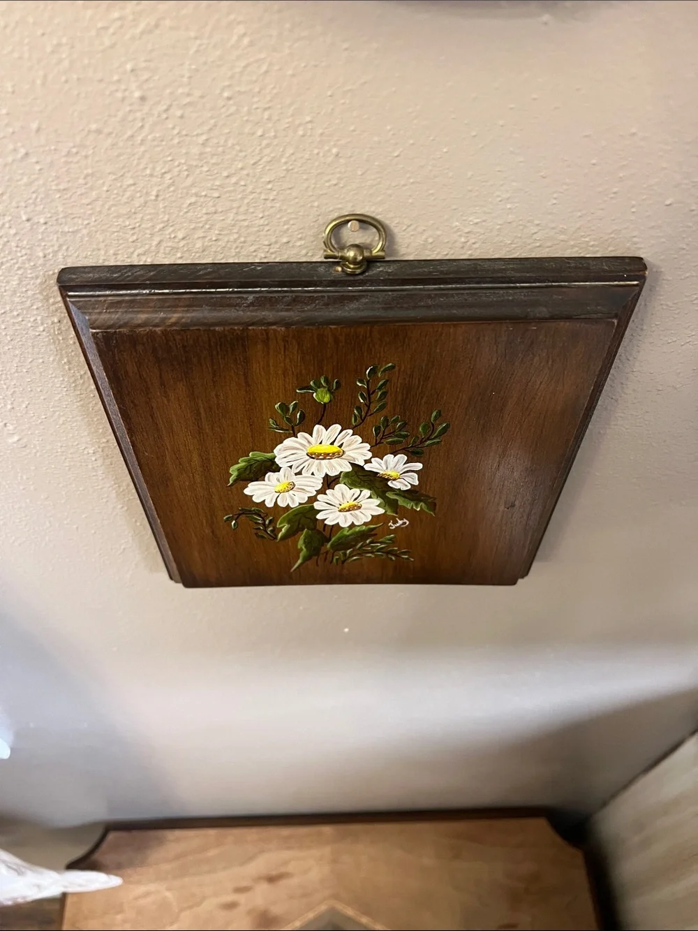 Vintage Hand Painted White Floral wall plaque